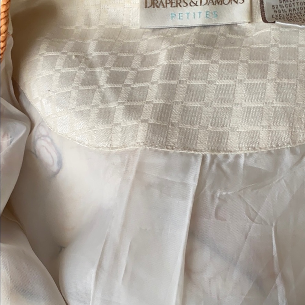 Beautiful Embroidered jacket Petite Large - Picture 4 of 9